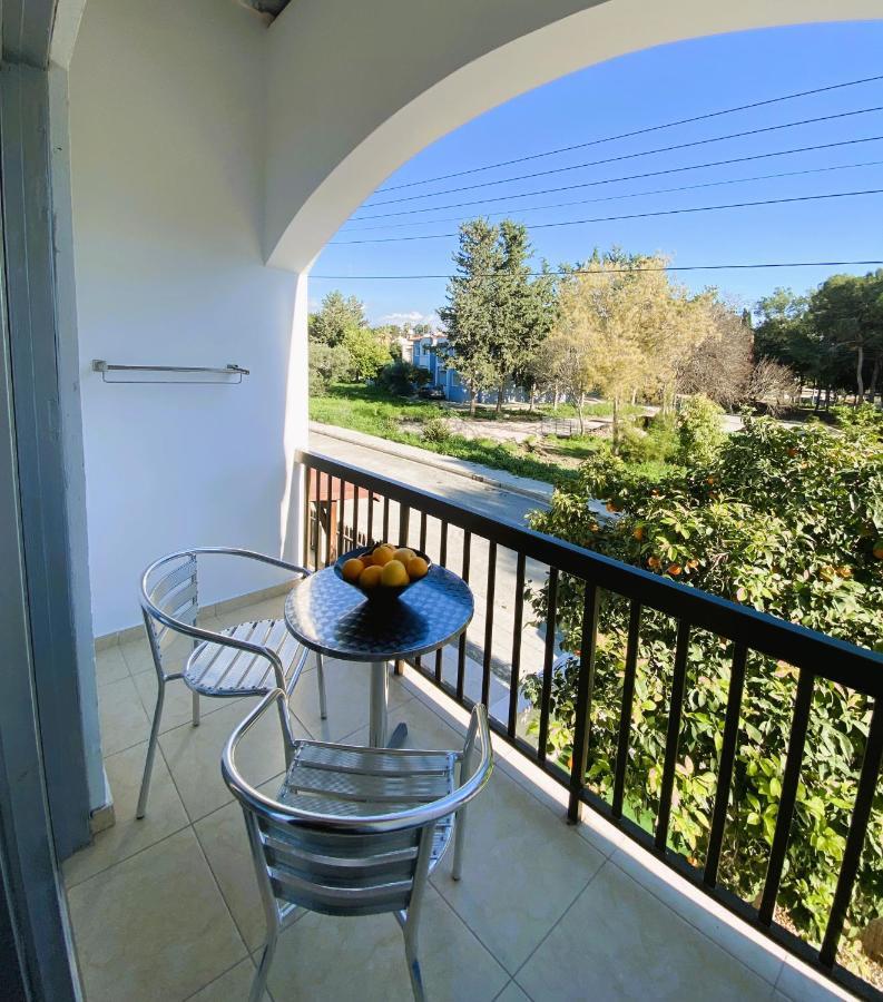 Penny'S Kato Paphos Apartment المظهر الخارجي الصورة