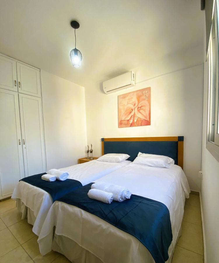 Penny'S Kato Paphos Apartment المظهر الخارجي الصورة