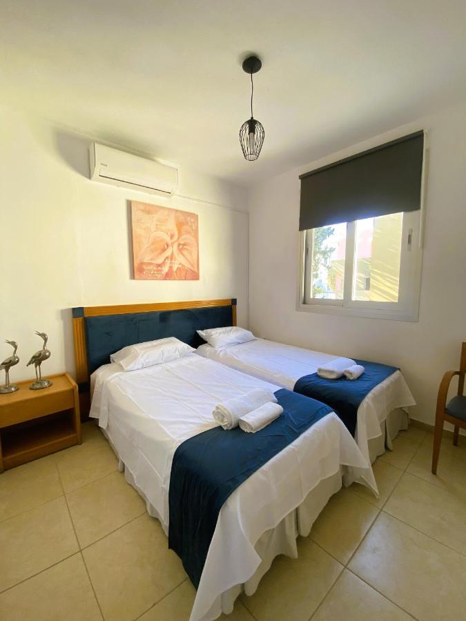 Penny'S Kato Paphos Apartment المظهر الخارجي الصورة