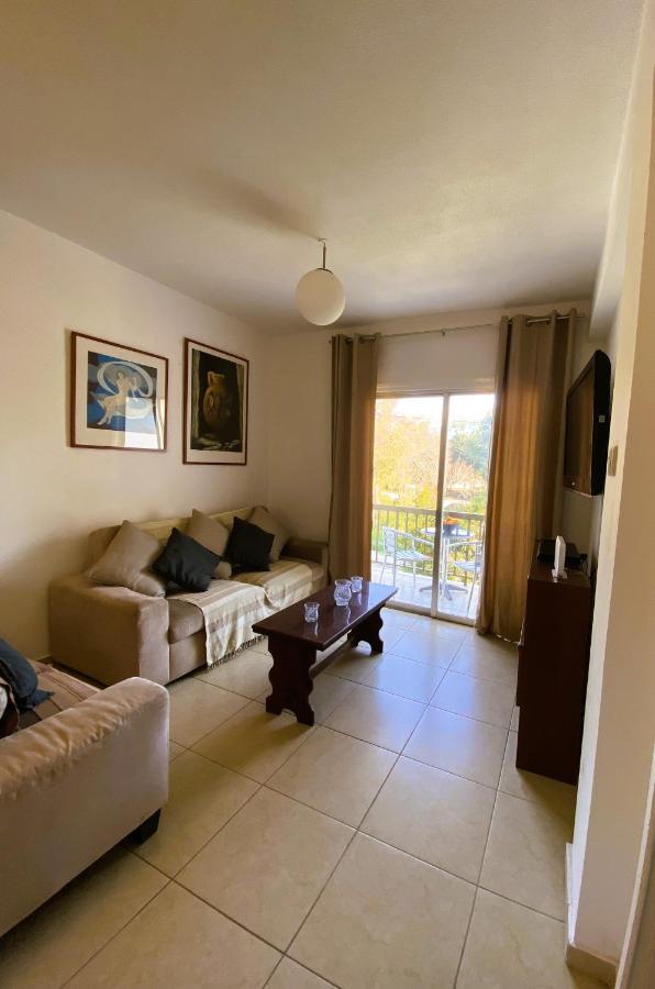 Penny'S Kato Paphos Apartment المظهر الخارجي الصورة
