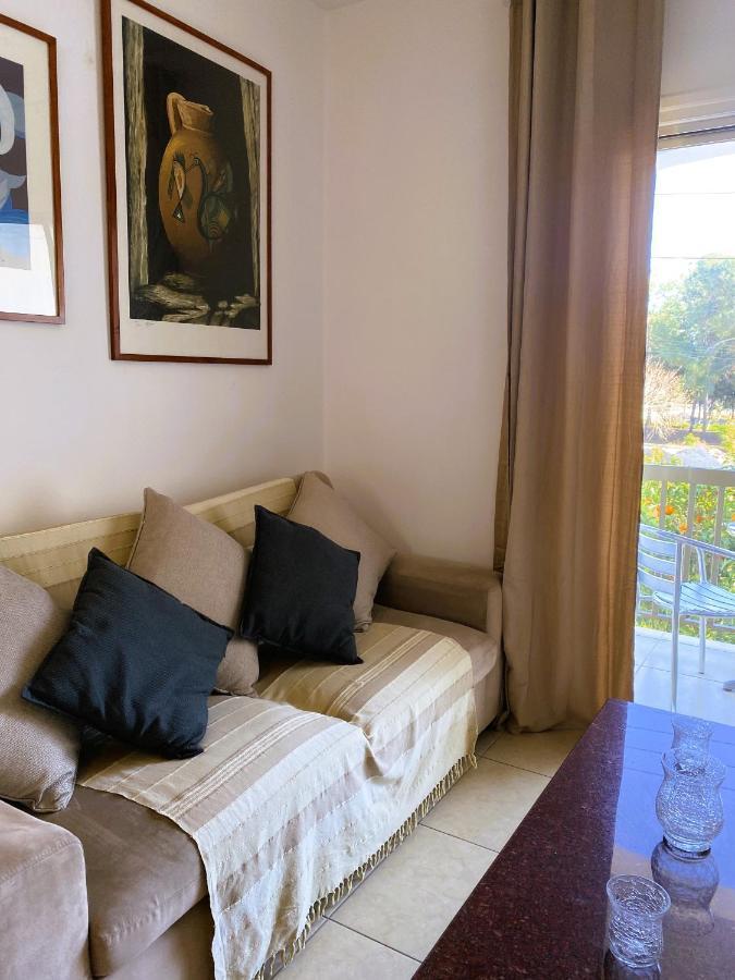 Penny'S Kato Paphos Apartment المظهر الخارجي الصورة
