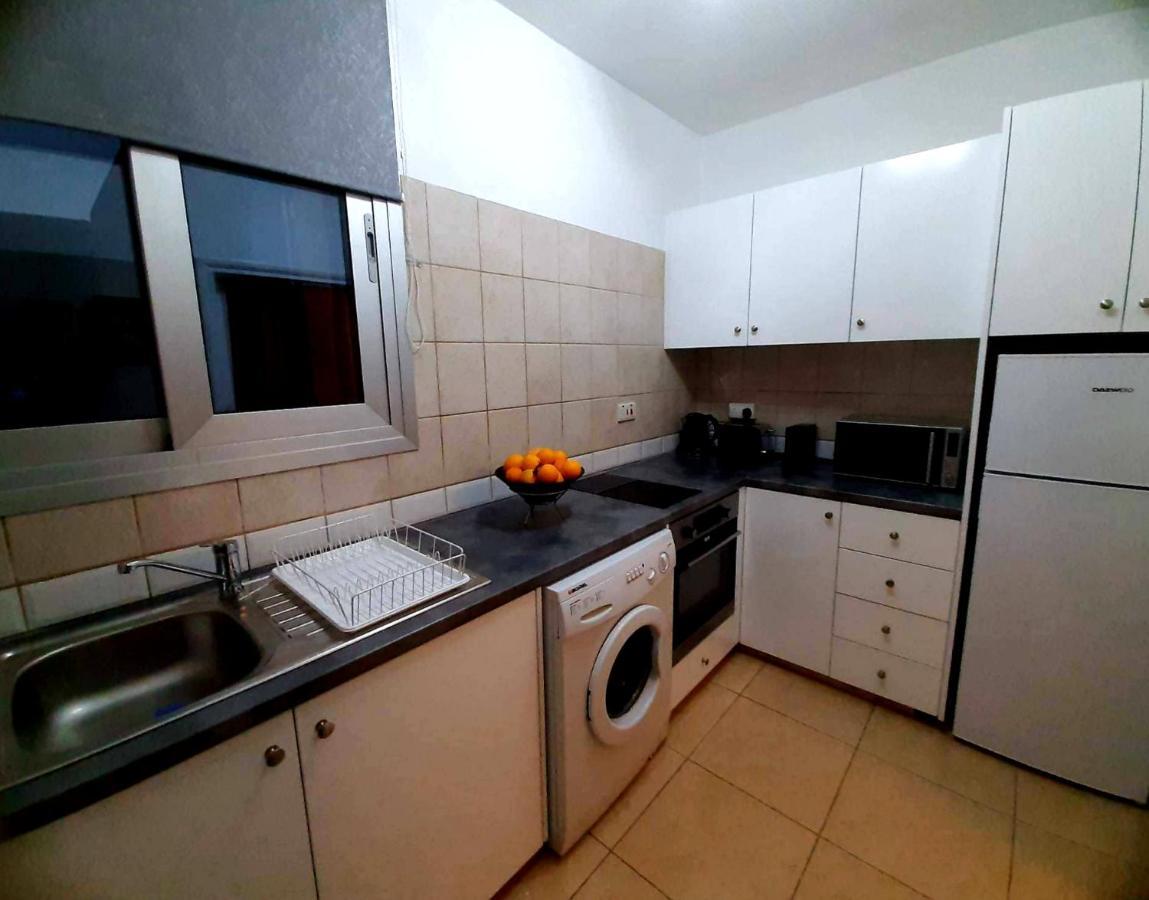 Penny'S Kato Paphos Apartment المظهر الخارجي الصورة